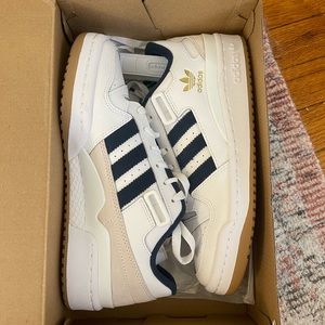 Brand new custom adidas forum low with tags! Just too big on me.